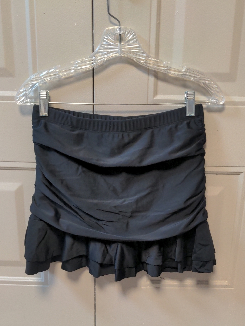 UNIQUE VINTAGE Black Ruffled Mini Skirt with Elastic Waistband